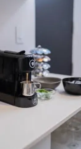 Machine à café portable à capsules — miniature 2