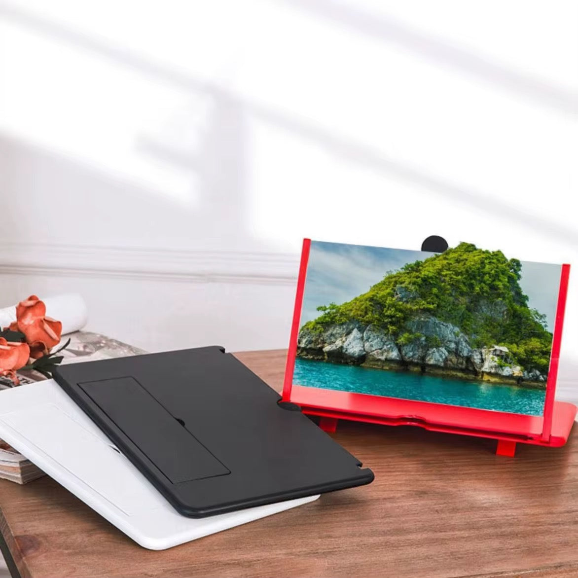 Un amplificateur d’écran pour téléphone portable, loupe d’écran pour smartphone. — miniature 2